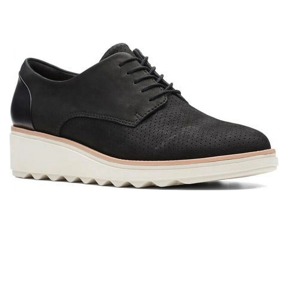 CLARKS LACE UP LIGHTWEIGHT OXFORD SHOE 9.5